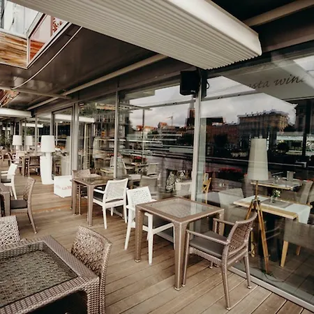 Exclusive Marina Hotel apartamentowy