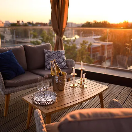 Exclusive Marina Aparthotel