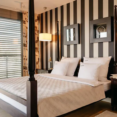 Aparthotel Exclusive Marina