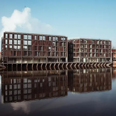 Exclusive Marina Aparthotel