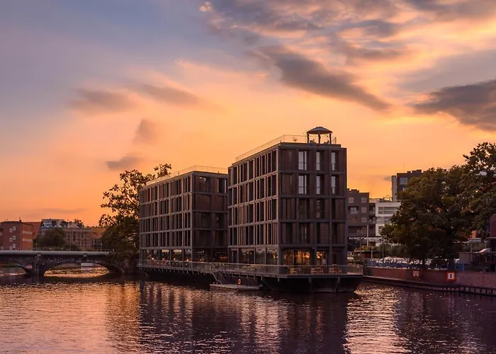 アパートホテル Exclusive Marina 4*