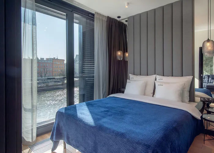 Exclusive Marina アパートホテル