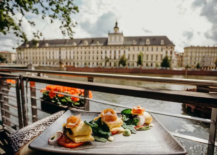 アパートホテル Exclusive Marina